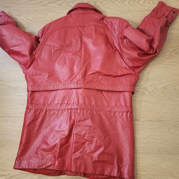 Wilson Red Leather Jacket Womens Size Medium Two Button Waistband Tie READ - Picture 3 of 15